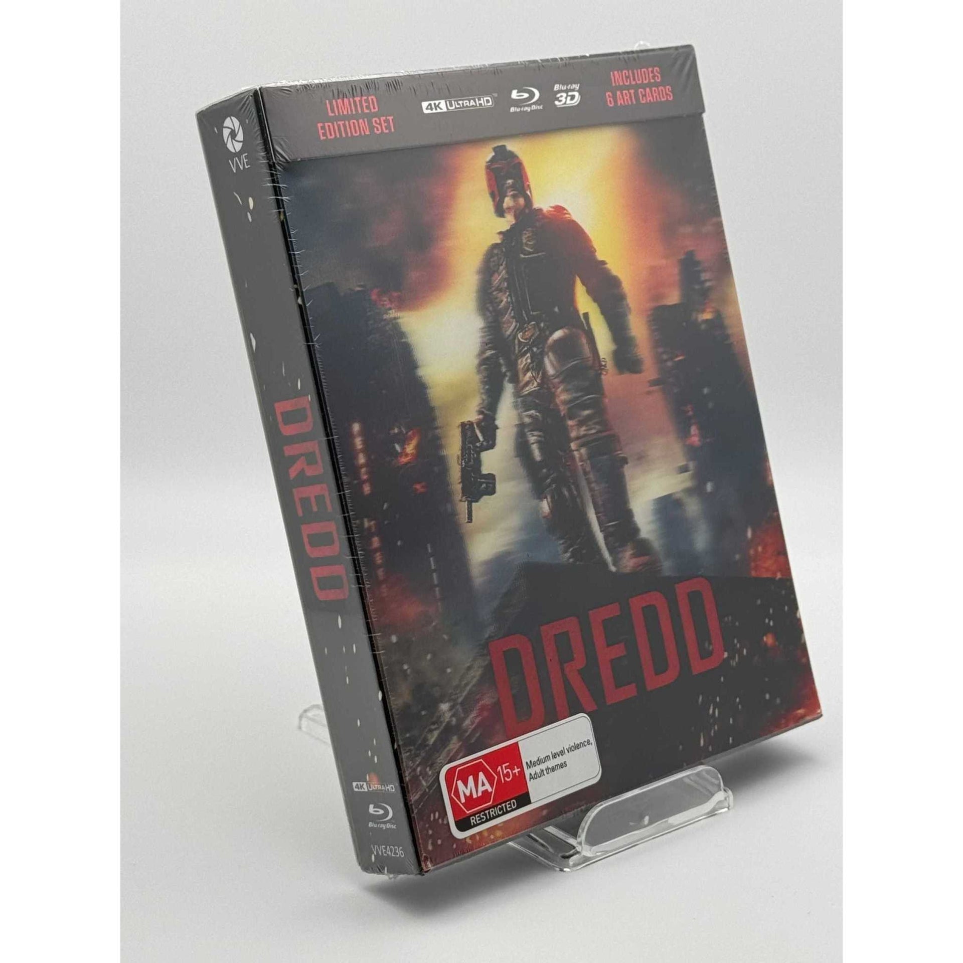 Dredd 4K+ Blu-ray + Blu-ray 3D Limited Edition with Lenticular Cover and Art Cards live front cover and spine image