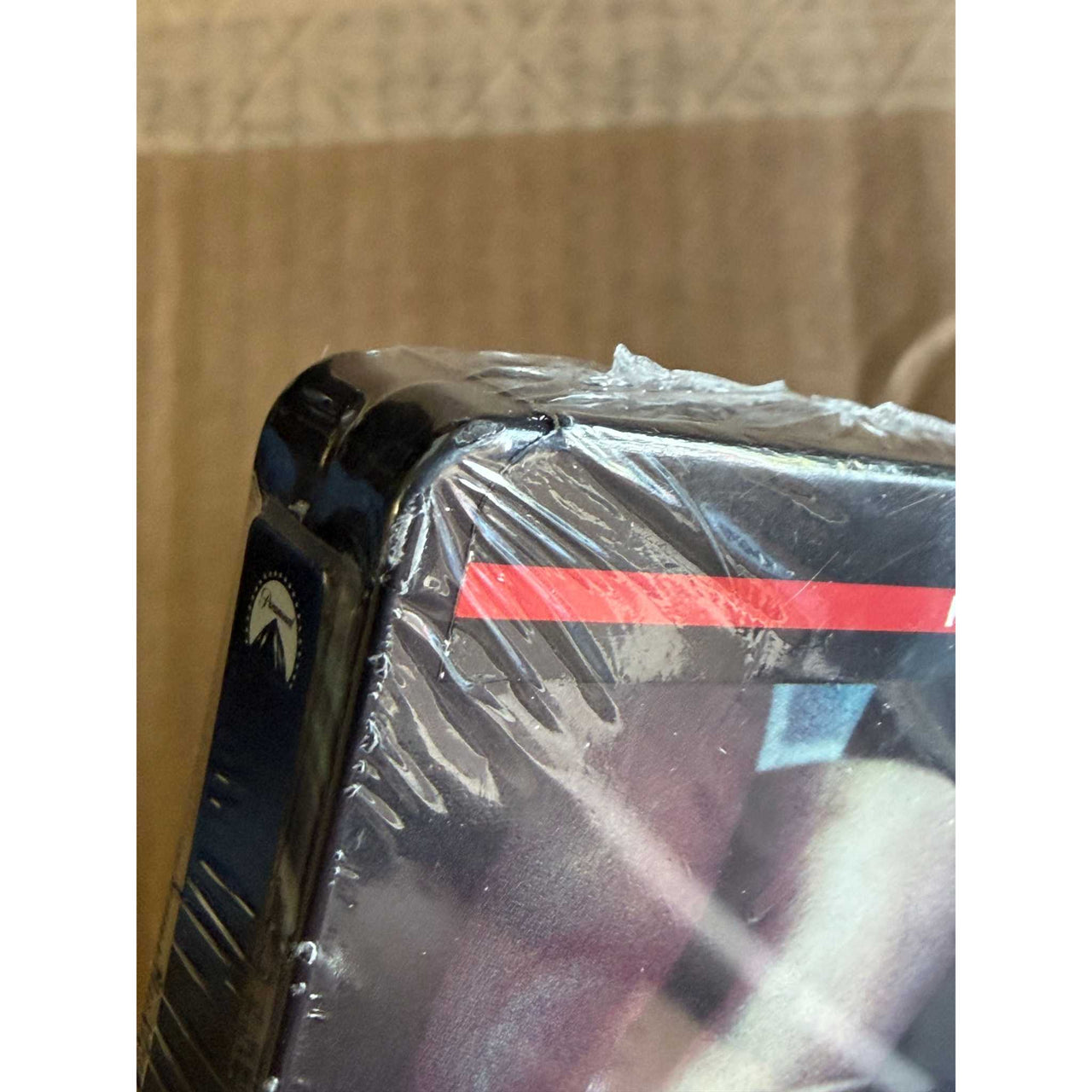 Damaged Minority Report Limited Edition 4K UHD Blu-Ray Steelbook with minor edge scratches wrapped in plastic